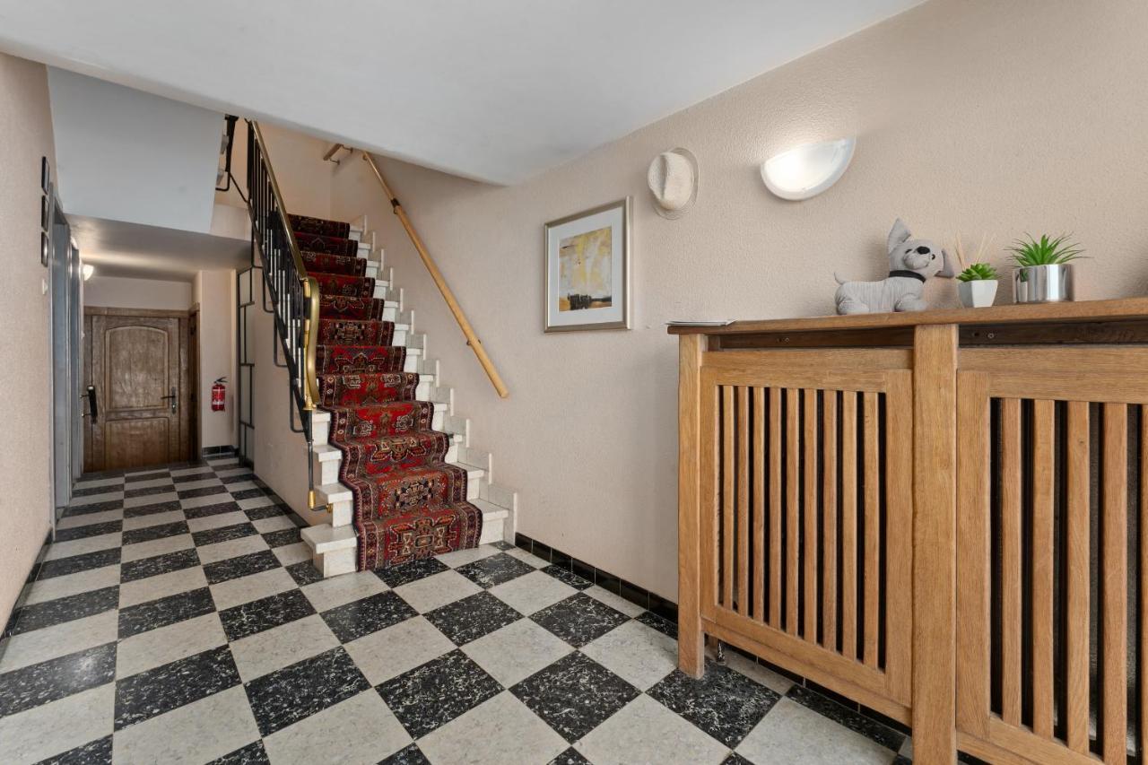Ruime Woning 10P Met Zonnige Tuin & Nabij Strand Blankenberge Bagian luar foto